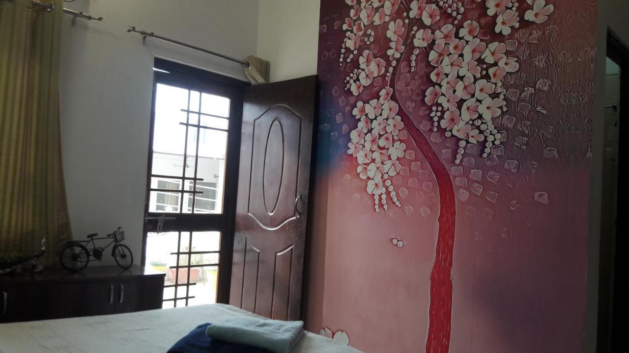Wow Rooms 4 You จาบัลปูร์ ภายนอก รูปภาพ