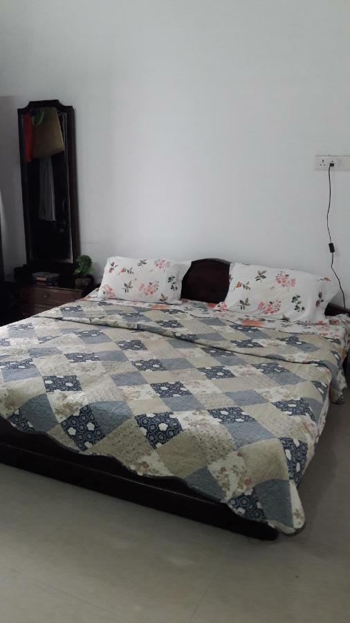 Wow Rooms 4 You จาบัลปูร์ ภายนอก รูปภาพ